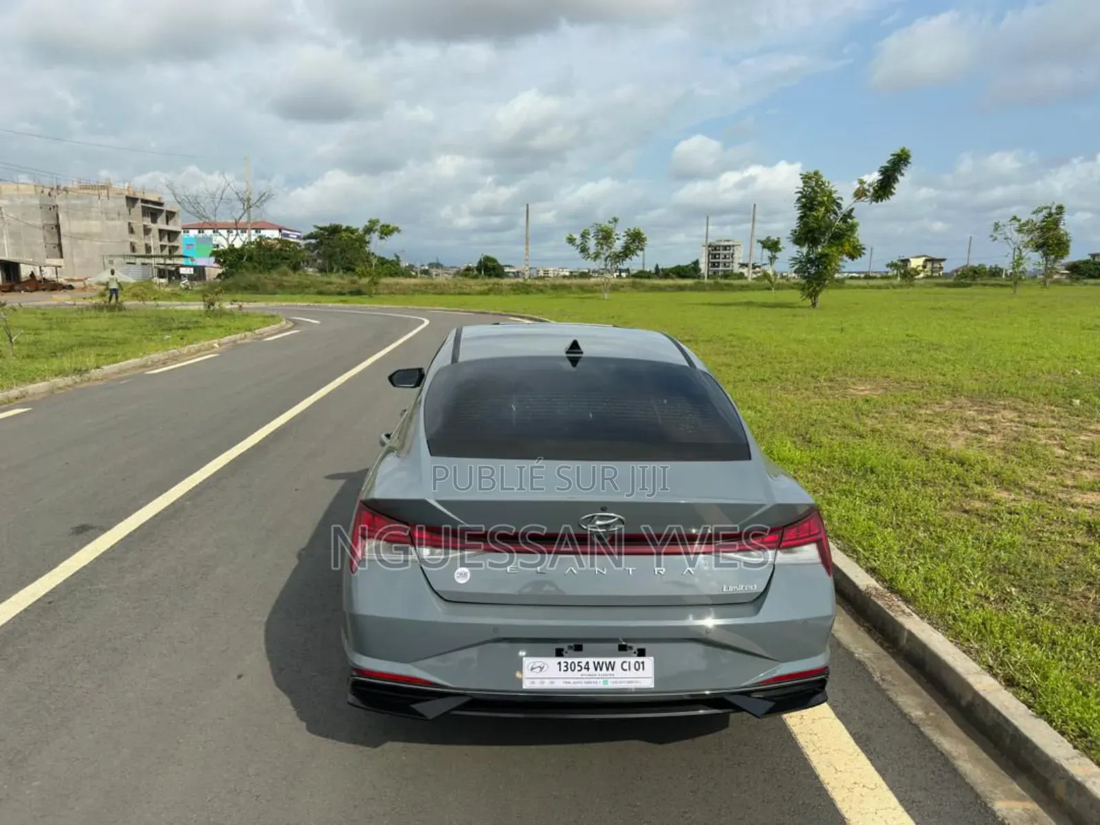 Hyundai Elantra 2022 Gris