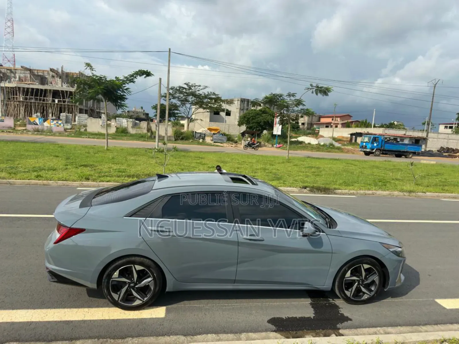 Hyundai Elantra 2022 Gris