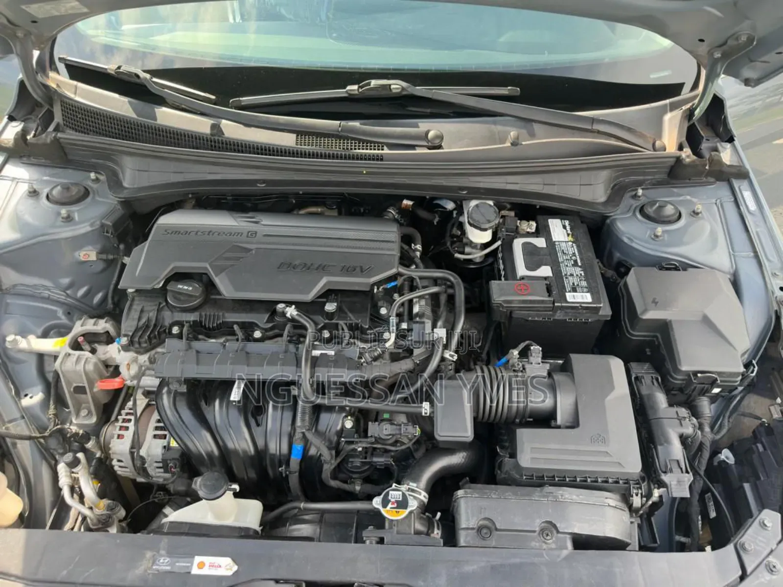 Hyundai Elantra 2022 Gris