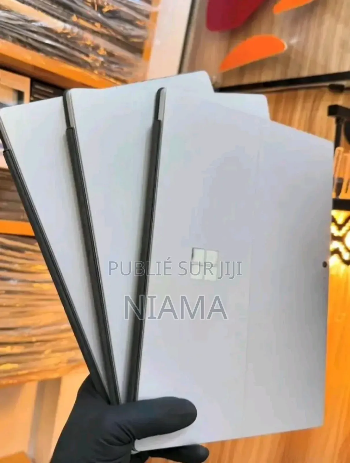 New Microsoft Surface Pro 4 8GB Intel Core I5 SSD 256GB