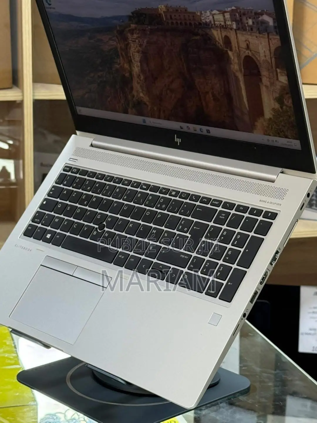 New Ordinateur Portable HP EliteBook 850 G5 8GB Intel Core I7 SSD 256GB