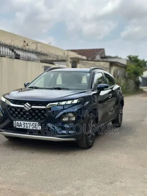 Photo - Suzuki Fronx 2025 Blue