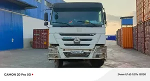 Photo - Howo Sinotruck Benne 12roues 2023