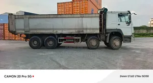 Howo Sinotruck Benne 12roues 2023