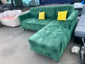 Photo - Disponible en Ce Moment