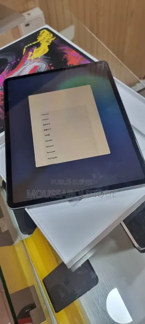 New Apple iPad Pro 12.9 (2022) 256 GO Black