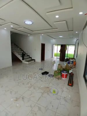 Furnished 5chbre Duplex dans Lucas Immobilier, Cocody à Vendre