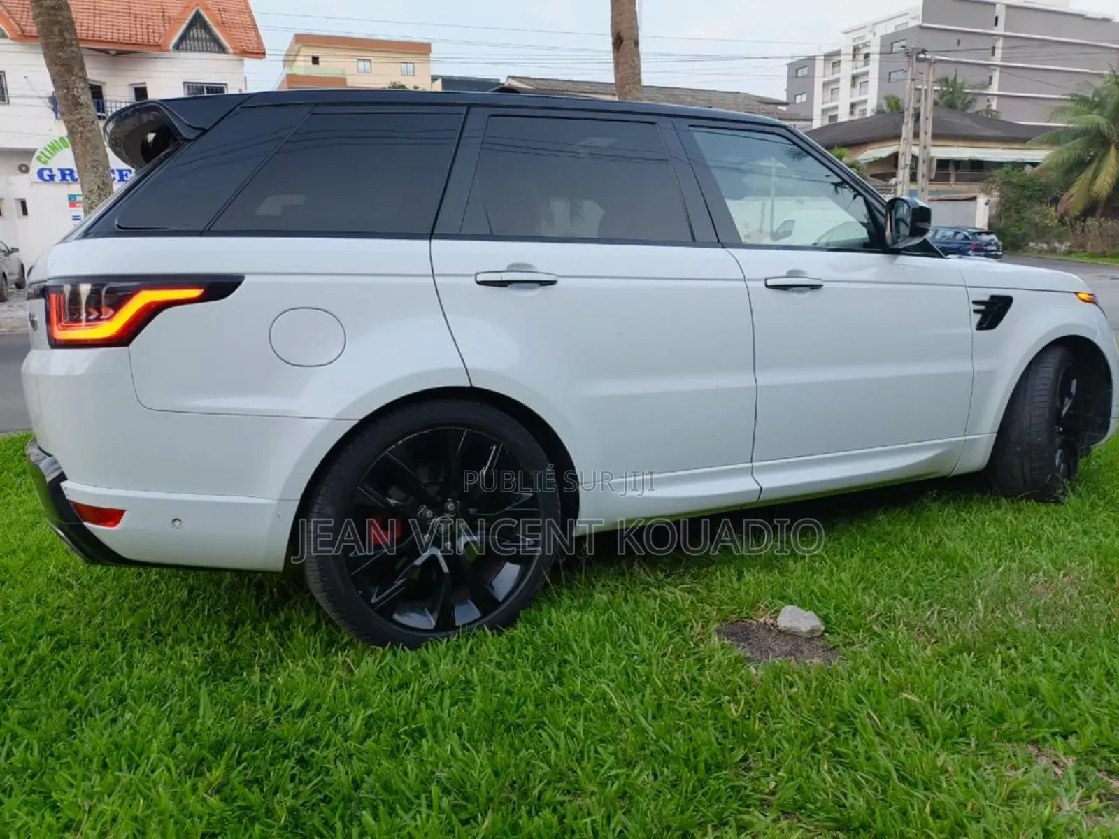 Rover Land 2022 Blanc