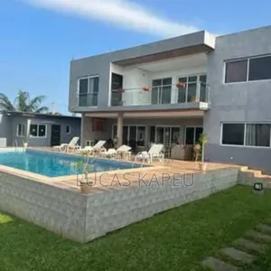 Furnished 13chbre Manoir dans Lucas Immobilier, Cocody à Vendre