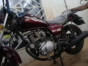 New Royal RY125 2024