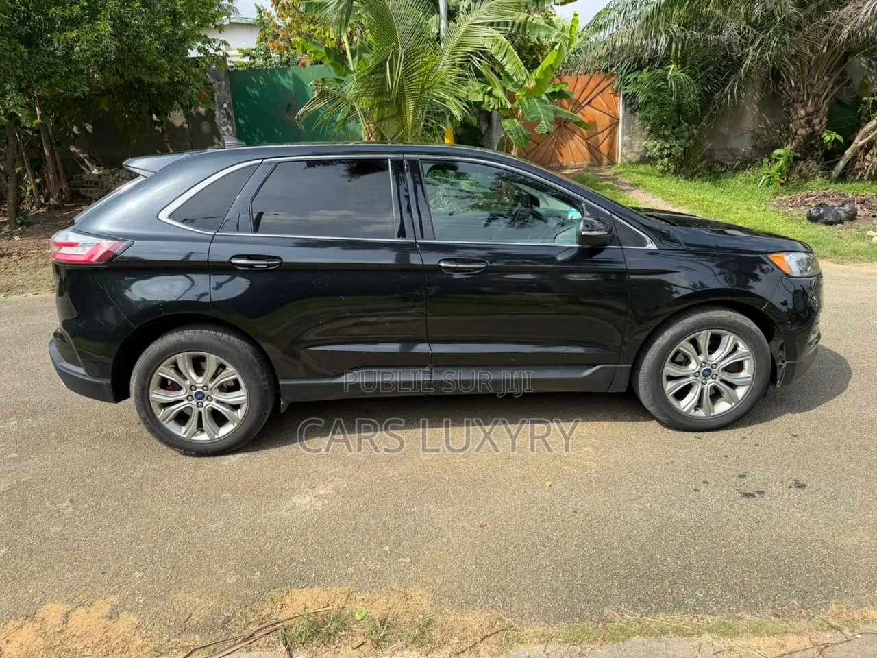 Ford Edge Titanium 2022 Black