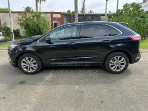 Ford Edge Titanium 2022 Black
