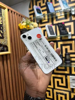 Photo - Apple iPhone 13 128 GB Blanc