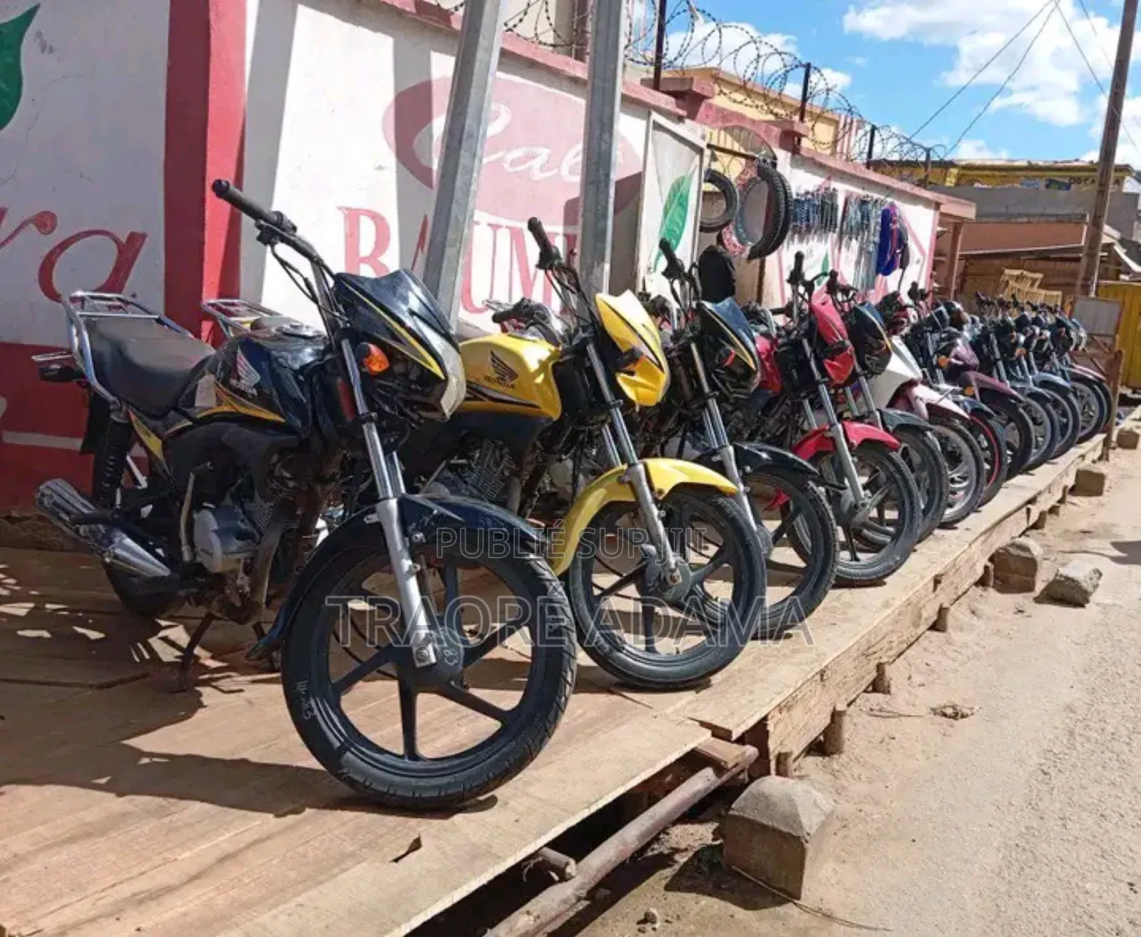 New TVS HLX 125 2024