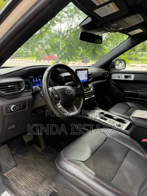 Ford Explorer ST-Line 2024 Blanc cassé