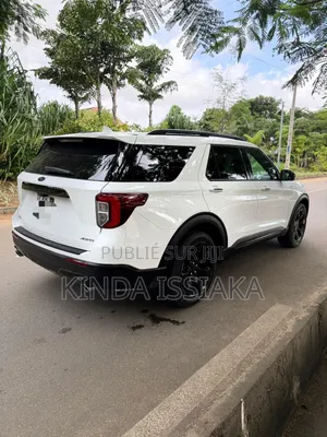 Ford Explorer ST-Line 2024 Blanc cassé