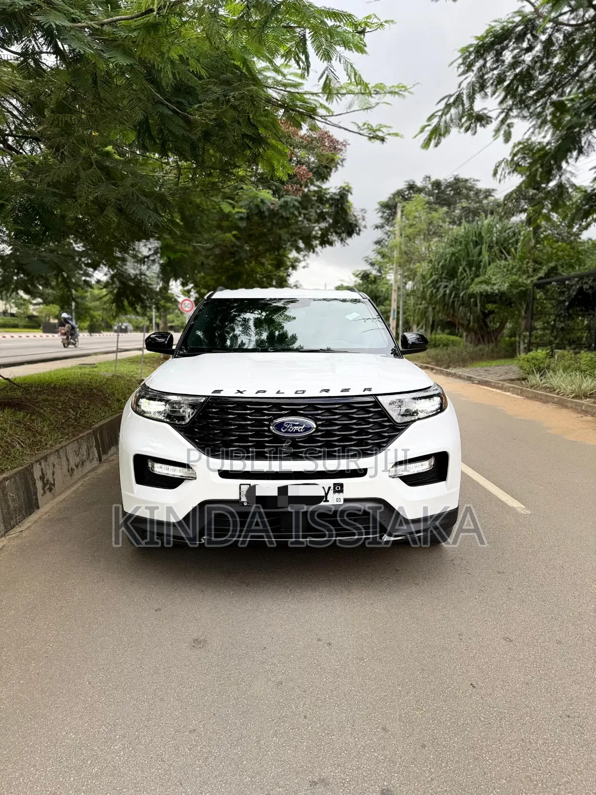 Ford Explorer ST-Line 2024 Blanc cassé