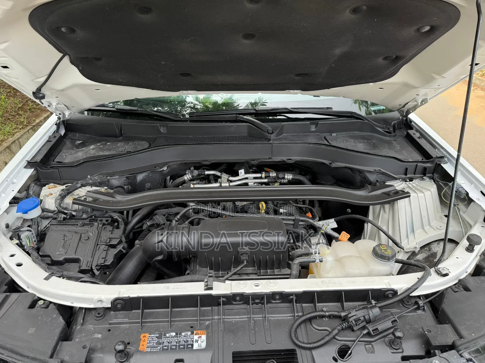 Ford Explorer ST-Line 2024 Blanc cassé