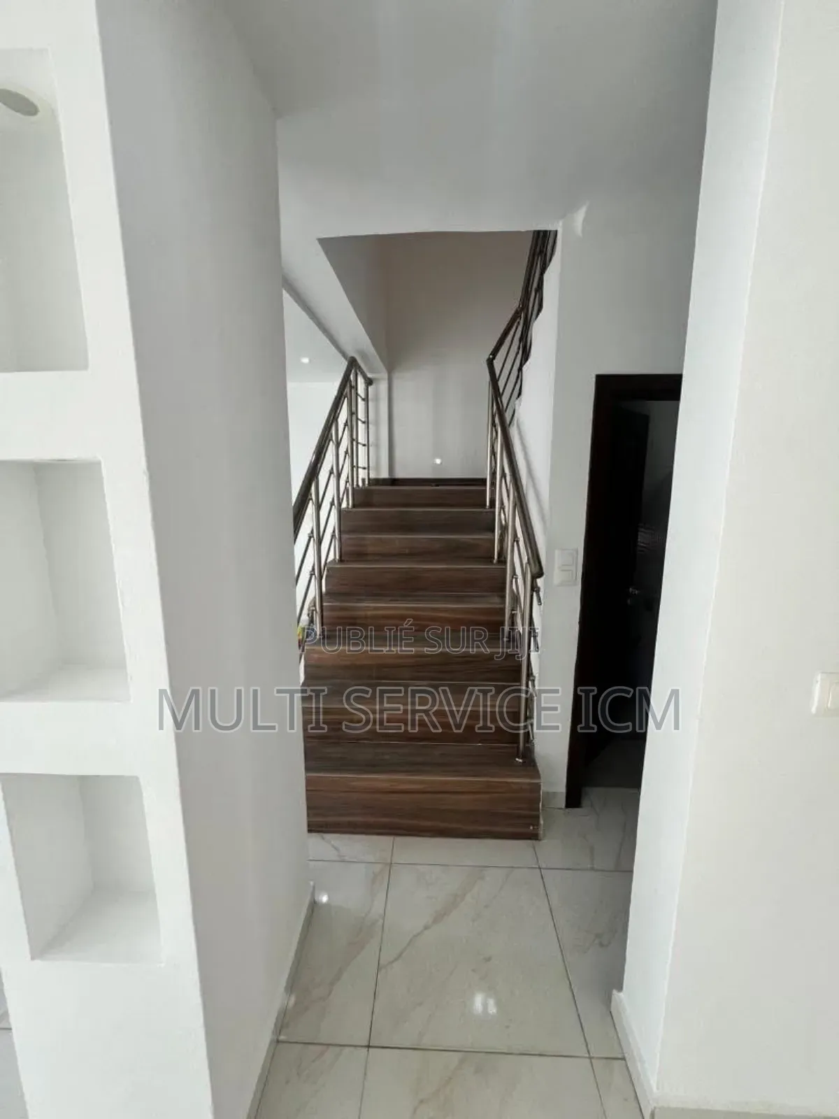 3chbre Duplex dans Cocody Abatta à Vendre