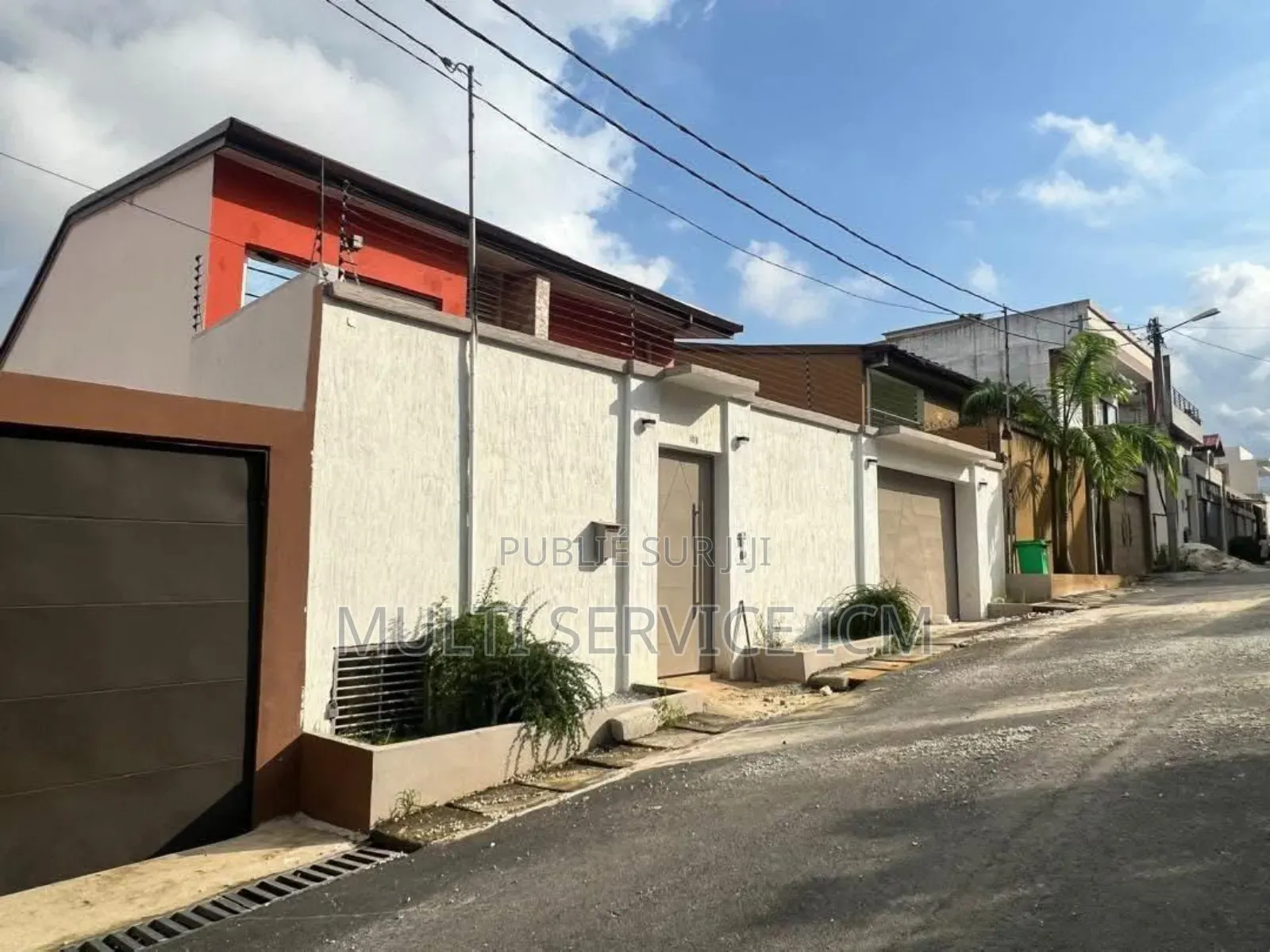 3chbre Duplex dans Cocody Abatta à Vendre