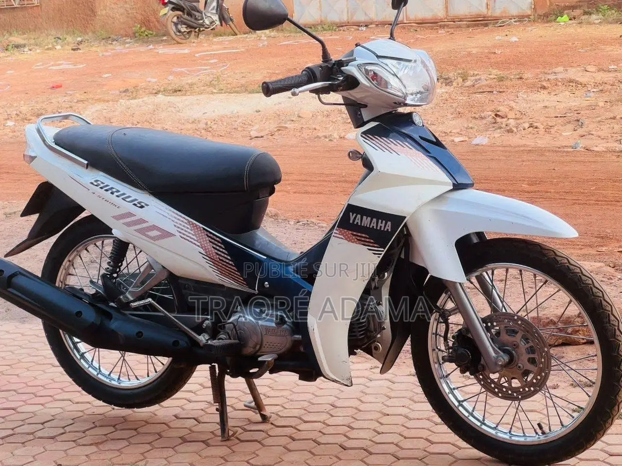 New Yamaha 2021 Blanc