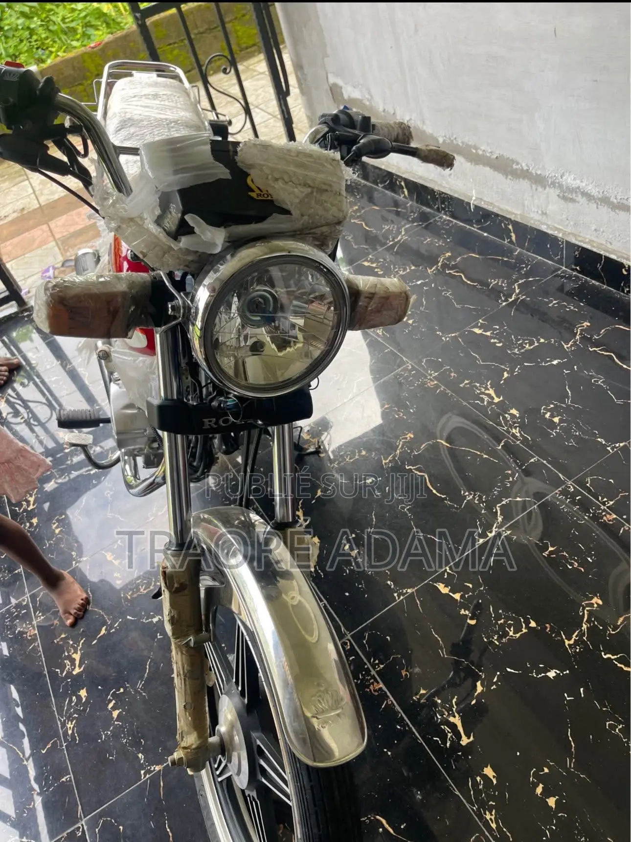 New Royal Moto/Vélomoteurs 2014 Rouge