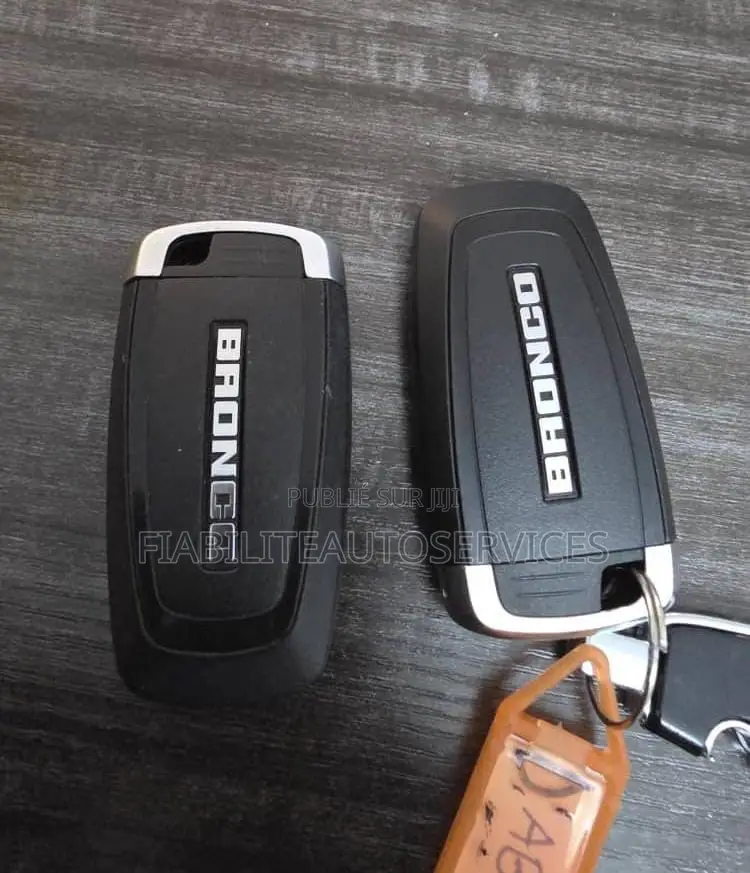 Ford Bronco Sport 2023 Gris