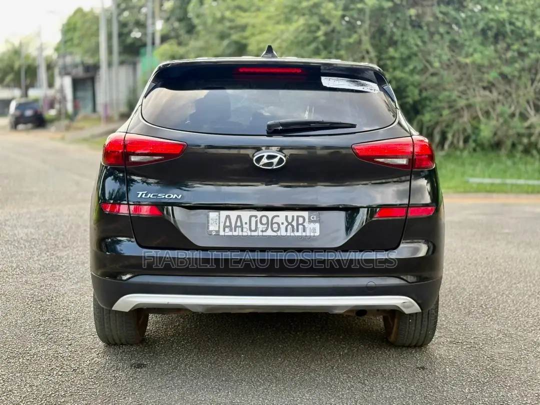 Hyundai Tucson SE 2021 Noir Mat