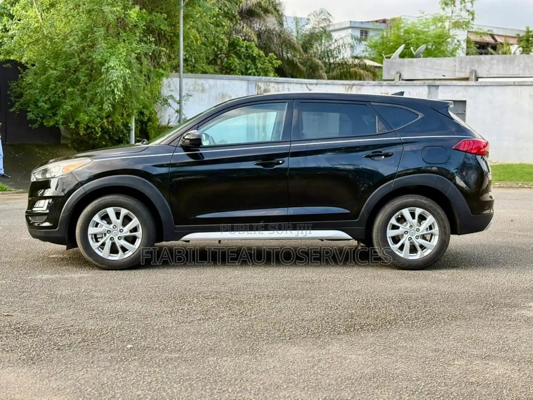 Hyundai Tucson SE 2021 Noir Mat