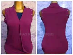 Haut À Double Couleur. Solde :Tout À 1500fcfa