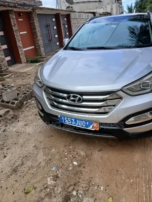 Hyundai Santa Fe 2016 Gris