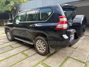 Toyota Land Cruiser Prado 2014 Black