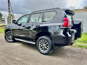 Toyota Land Cruiser Prado 2014 Black