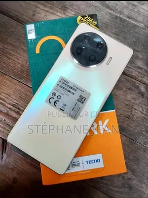 Photo - New Tecno Camon 20 128 GB Blanc