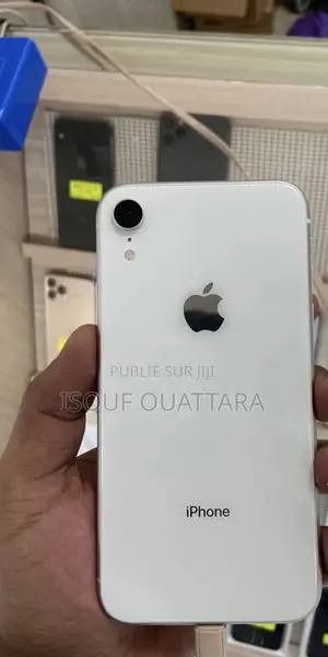 New Apple iPhone XR 64 GB Black