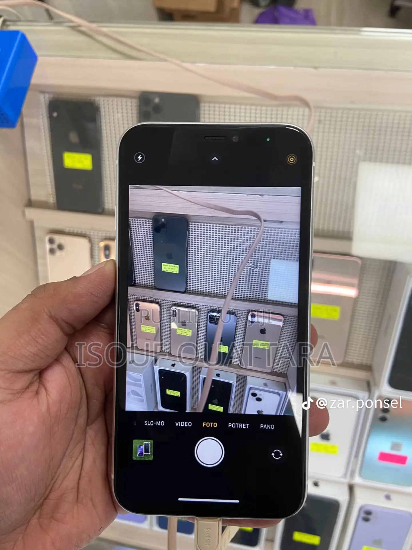 New Apple iPhone XR 64 GB Black