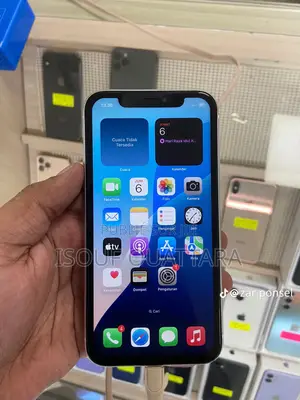 New Apple iPhone XR 64 GB Black