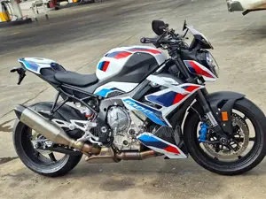 New BMW M 1000 R 2023