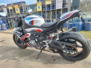New BMW M 1000 R 2023