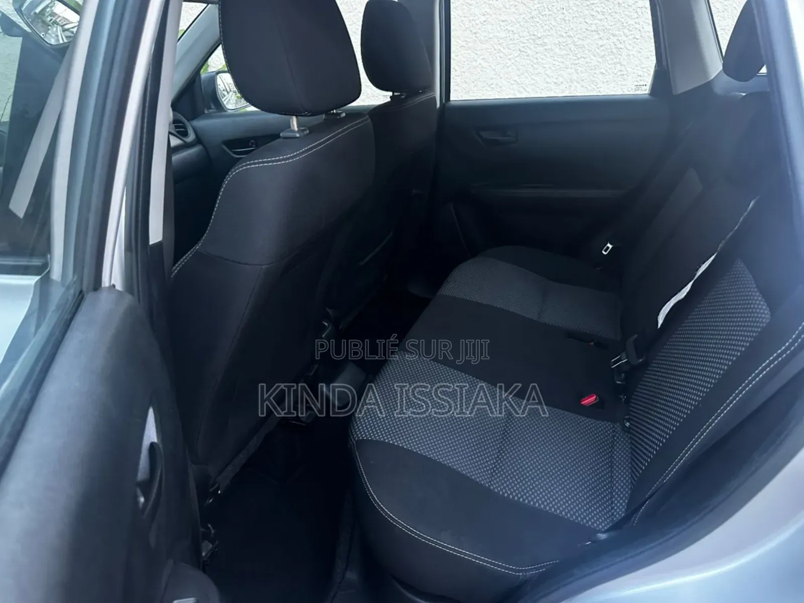 Suzuki Vitara 2023 Gris