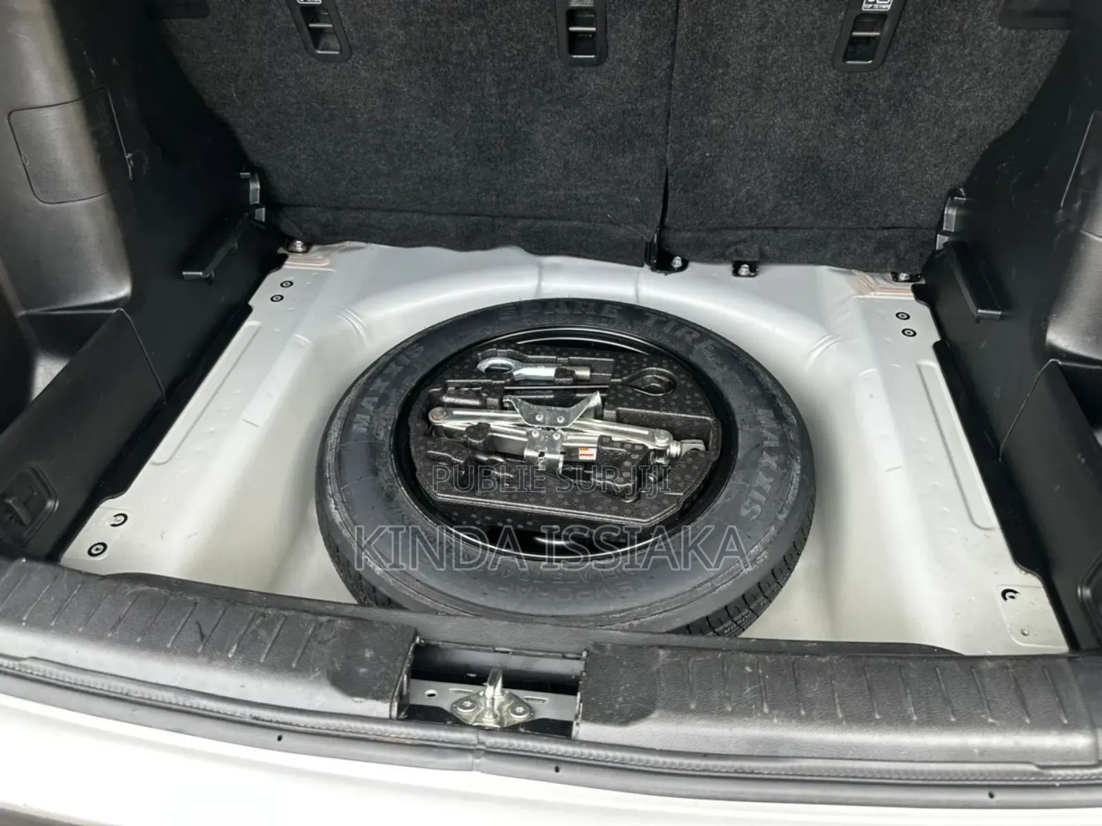 Suzuki Vitara 2023 Gris