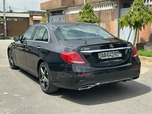 Mercedes-Benz E300 2020 Black