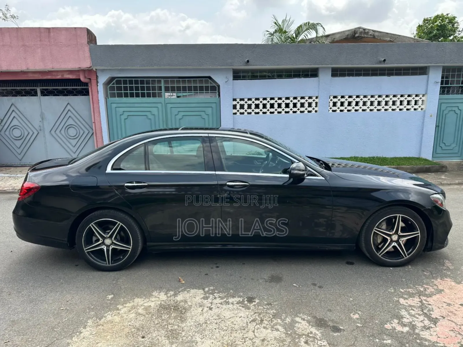 Mercedes-Benz E300 2020 Black