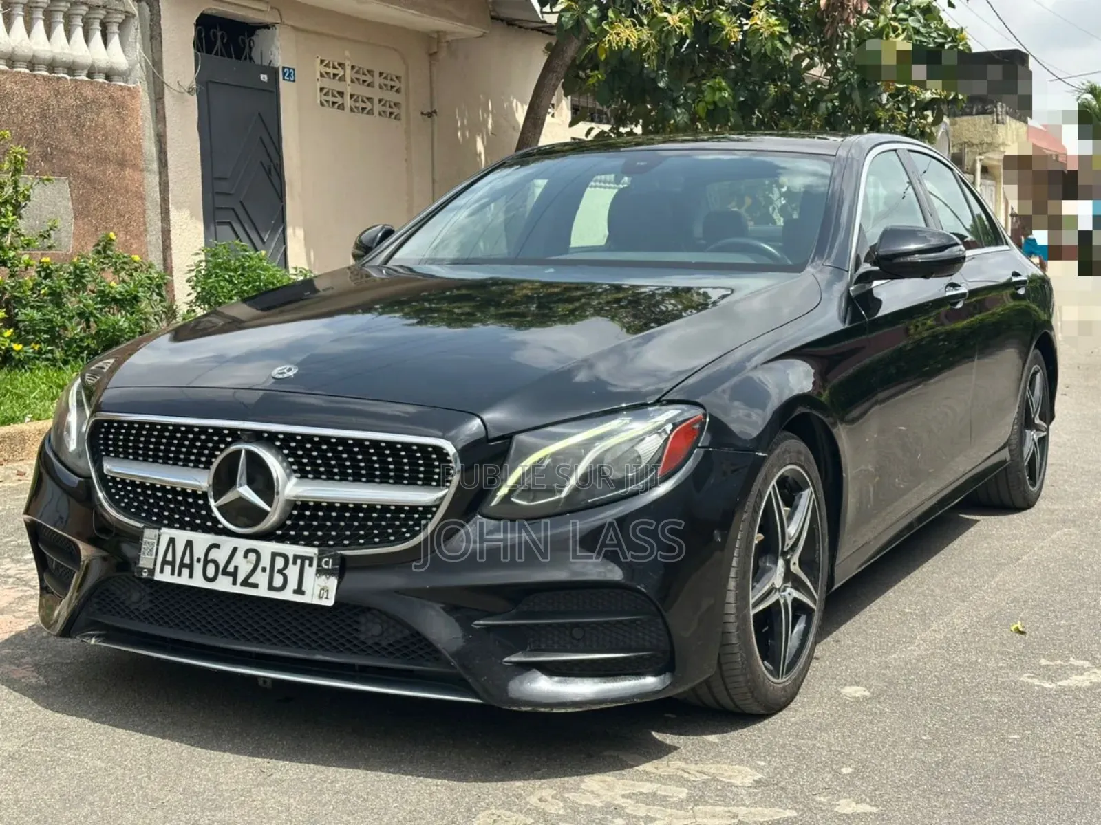 Mercedes-Benz E300 2020 Black