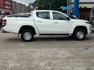 Mitsubishi L200 2022 Blanc