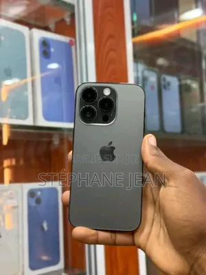 Photo - New Apple iPhone 14 Pro 256 GB Violet