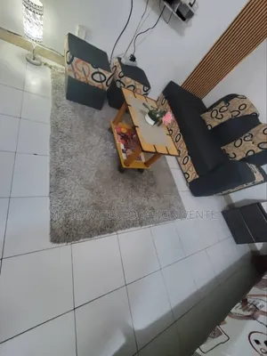Furnished 1chbre Appartement dans Mt Service Location, Cocody à Louer