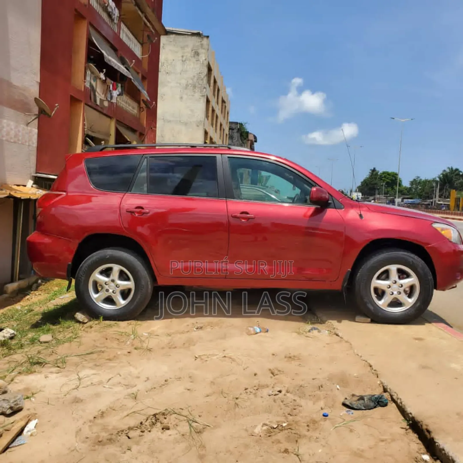 Toyota RAV4 XLE AWD (2.5L 4cyl 6A) 2016 Rouge