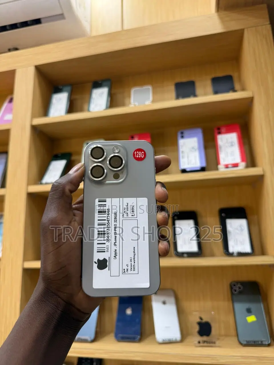 New Apple iPhone 15 Pro 128 GB Argenté