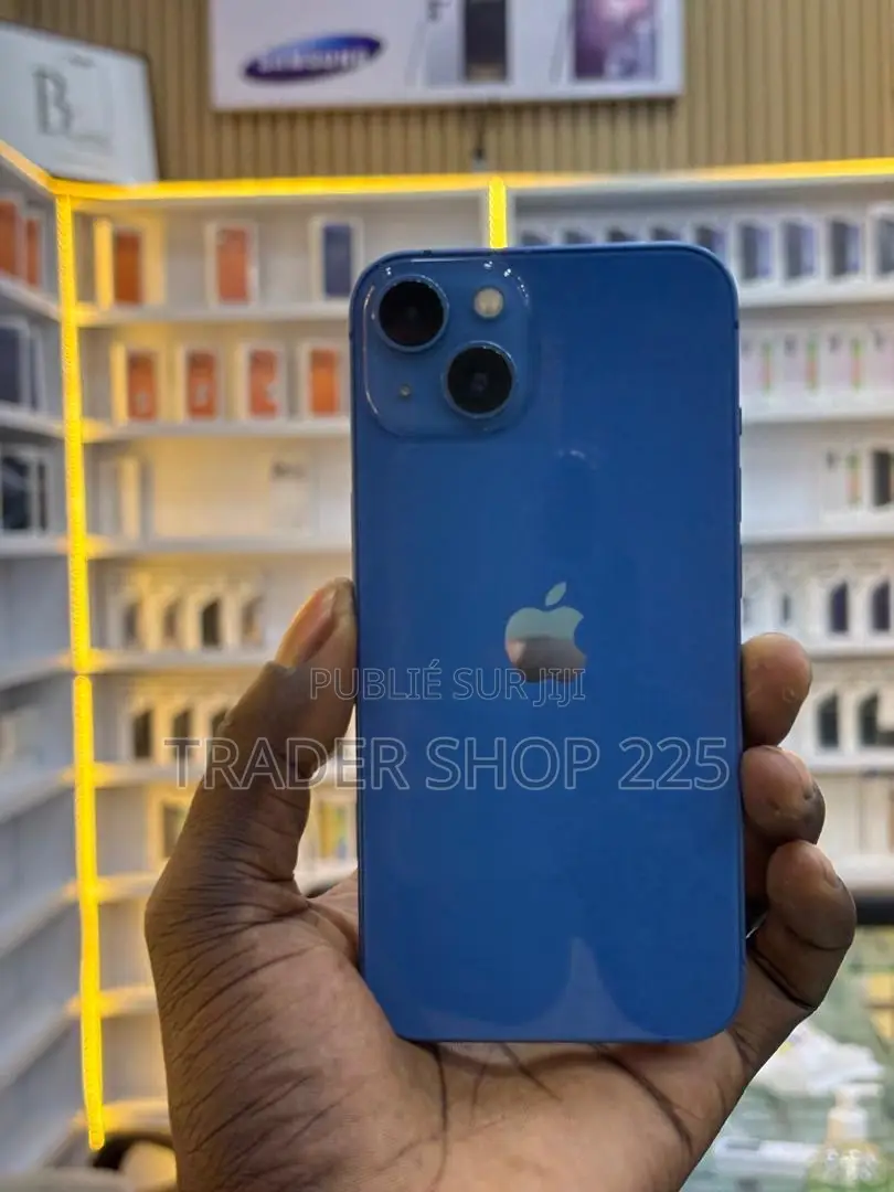 New Apple iPhone 13 128 GB Blue